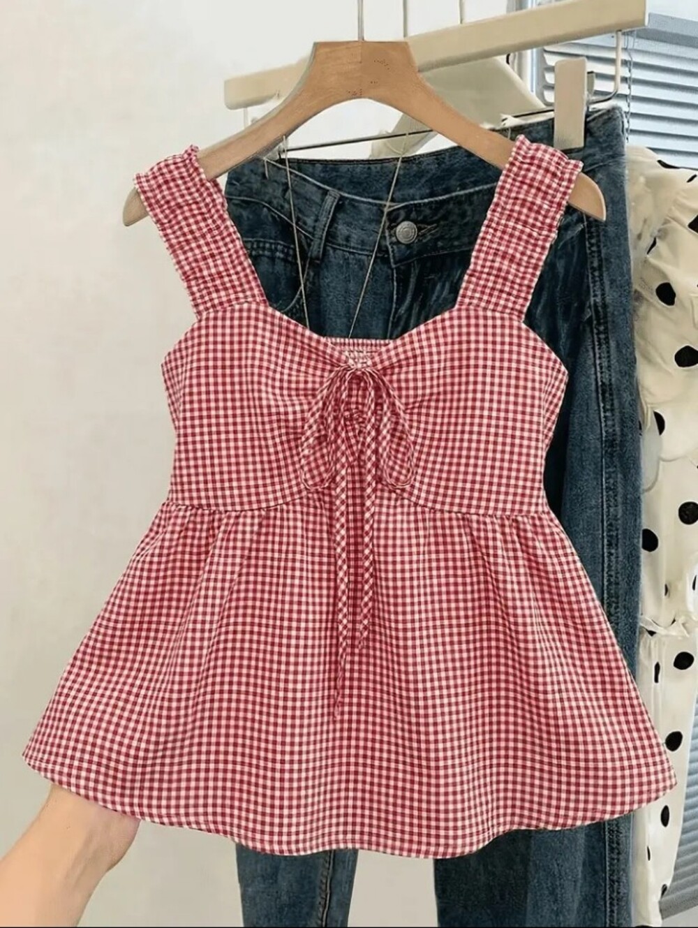 Women's Plaid Camisole Shirt, Sleeveless Top with Front Pleated Ruffle Hem, Y2K